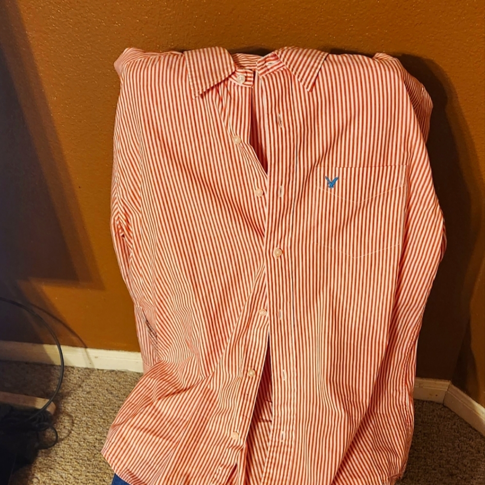 GUC SLIM FIT AMERICAN EAGLE SHIRT